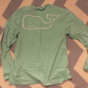 Men’s Vineyard Vines T shirt